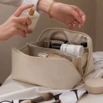 کیف لوازم آرایشی صندوقی چرم
